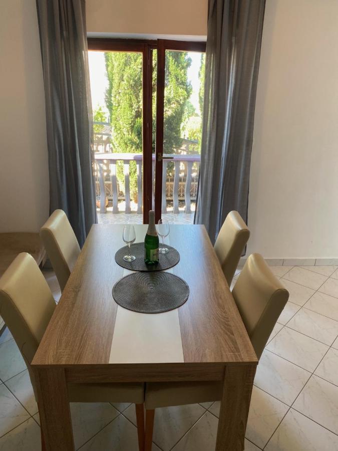 Apartmani Nika Bibinje Exterior foto
